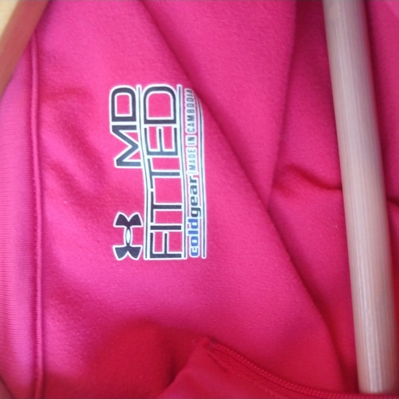 UNDER ARMOUR Fitted 1/4 Zip Hot Pink Long Sleeve - Picture 8 of 11